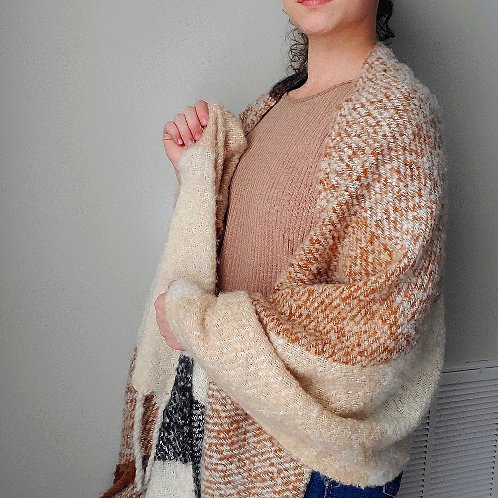 SOFT & COZY Scarf Boucle Earth Tone - Picture 7 of 12